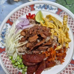 ข้าวคลุกกะปิ