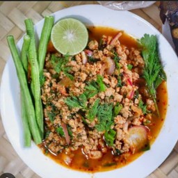 ส้มตำบ้านอุ้ม