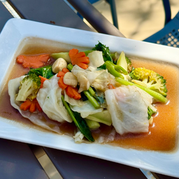 ผัดผักรวมมิตร