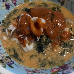 สุกี้สาหร่ายวากาเมะไข่ข้น