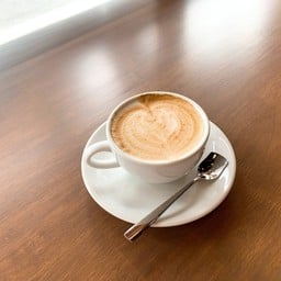 ลาเต้ร้อน