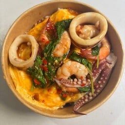 กะเพราแสบปาก🫦byบุ๋มบิ๋ม(สูตรน้ำซอสไม่เหมือนใคร) กระทุ่มแบนสายใยรัก