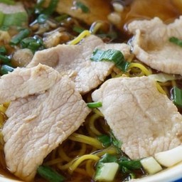 ก๋วยเตี๊ยวไก่ตุ๋นมะระมามิ๊