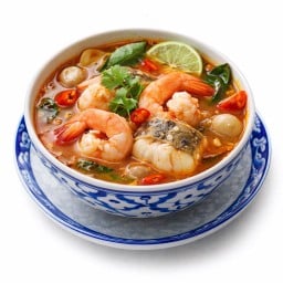 ต้มยำ ทะเลรวม (หมึก กุ้ง ปลากระพง)