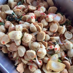 ยำแซ่บ+ข้าวไข่เจียวbyลูกหมู2ตัว