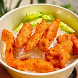 ข้าวอกไก่ทอด ไร้กระดูก