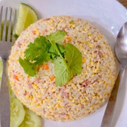 สถานีข้าวผัด