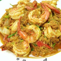 กุ้งผัดผงกะหรี่