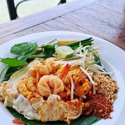 ผัดไทยกุ้งสด