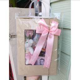 วาเลนไทน์ Valentine ของขวัญ ดอกไม้ ตุ๊กตา ช็อกโกแลต (สต้อก1)