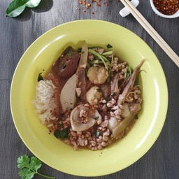 ก๋วยเตี๋ยวเย็นตาโฟต้มยำ