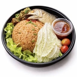 ชุดข้าวผัดน้ำพริก ปลาทู 1 ตัว ไข่ชะอม ไข่ต้ม