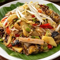 แซ่บซอยตัน