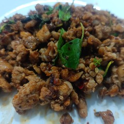 ข้าวกะเพราพริกลาบ