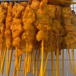 ร้านหมูปิ้งโบราณสูตรคุณยาย สาขาตลาดแกรนด์ซอย4