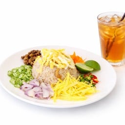 ข้าวคลุกกะปิ + เครื่องดื่มชา