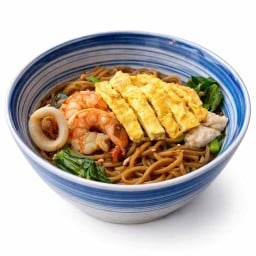 หมี่เหลืองไข่ ผัดโซบะ