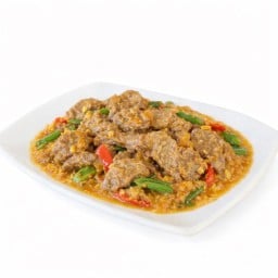 ผัดผงกระหรี่ เนื้อ