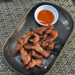 หมูแดดเดียวทอด