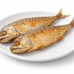 ปลาทูทอด 2 ตัว