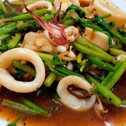 ผัดคื่นฉ่าย