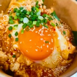 มดดำตามสั่ง  รับของที่ร้านโกปี๊เดอภูเก็ตได้เลย(ใช้ Kopi's cloud kitchen)