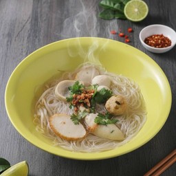 ก๋วยเตี๋ยวลูกชิ้นปลา