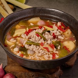 ต้มแซ่บพันธุ์แท้หมูสับ