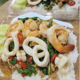 กระเพราปากซิ่ง