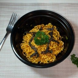 มาม่าเผ็ด JC Mama Lab