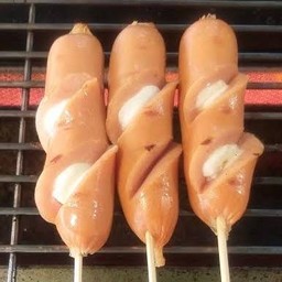 ไส้กรอกชีสปิ้ง