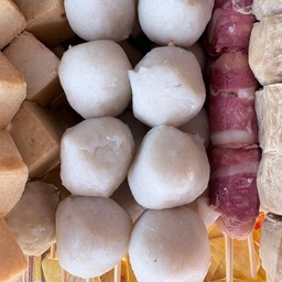 ลูกชิ้น ของทานเล่นทอด