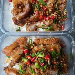 ครัวคุณเอ๋(เรือทอง) พีโน่เกาะเกรียง