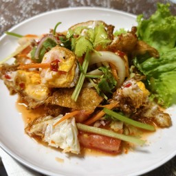 ยำไข่ดาว