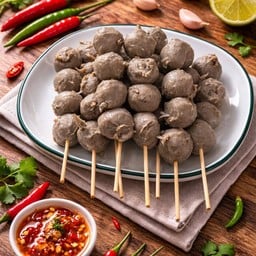 ลูกชิ้นปลาระเบิดซูโม่ ข้างมอ.