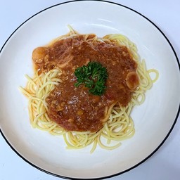 สปาเก็ตตี้ซอสมะเขือเทศ