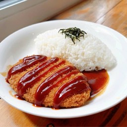 ข้าวหน้า ไก่ทอด(ชิ้นยาว) เลือกซอสได้ค่ะ (ข้าวญี่ปุ่น)