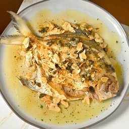 pomfret a la meunière size XL