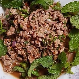 ลาบเนื้อ