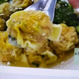 ก๋วยเตี๋ยวเรือ 39 บาท เส้นสนามกีฬาจังหวัด