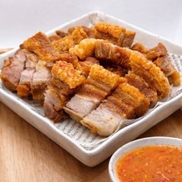 ⭐️ สมใจหมูกรอบ ⭐️ - กะเพรา กะเพราถาด ตำเส้นเล็ก ลาบ ยำ ข้าวหมูแดง หมูทอด ไก่ทอด เกาเหลา ต้มเลือดหมู ตามสั่ง เกี๊ยว บะหมี่หมูแดง หมูแดง หมูกรอบ ต้มยำ แซ่บ ขาหมู หม่าล่า คั่วพริกเกลือ หม้อไฟ มาม่า ต้มยำหม้อไฟ สุขสวัสดิ์ จัสฟู้ดสุขสวัสดิ์