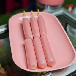 ลูกชิ้นทอดเจ๊เล็กน้ำจิ้มรสเด็ด