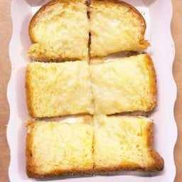 ขนมปังเนยนม