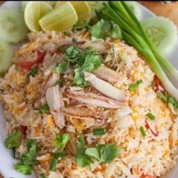 กระบี่ข้าวผัดปู ศาลายา1