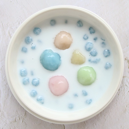 A4 บัวลอยมีไส้และขนมไทย