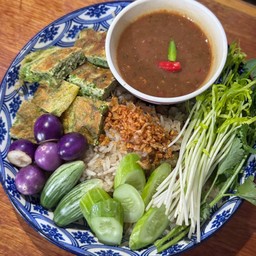 ข้าวผัดปลาทูน้ำพริกกะปิ