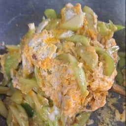 เเตงผัดไข่ (เป็นกับ)