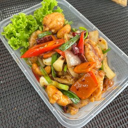 ไก่ผัดเม็ดมะม่วง