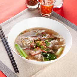 เกี๊ยวหมูแดงน้ำ.