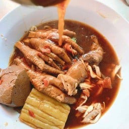 ก๋วยเตี๋ยวไก่มะระเฮียอ้วนราม29 ซ.รามคำแหง 29